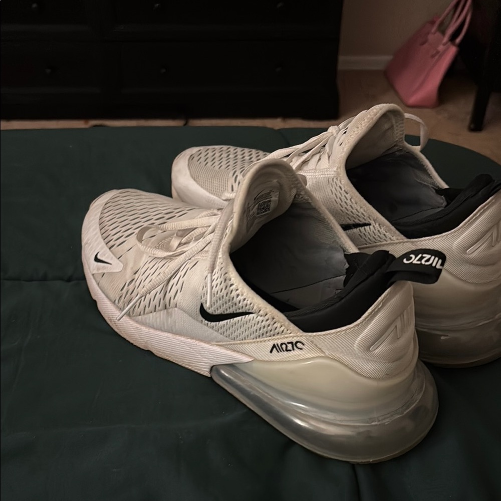 Nike Air Max 270 White and Black Athletic Shoes with Air Max Cushioning - Picture 2 of 4